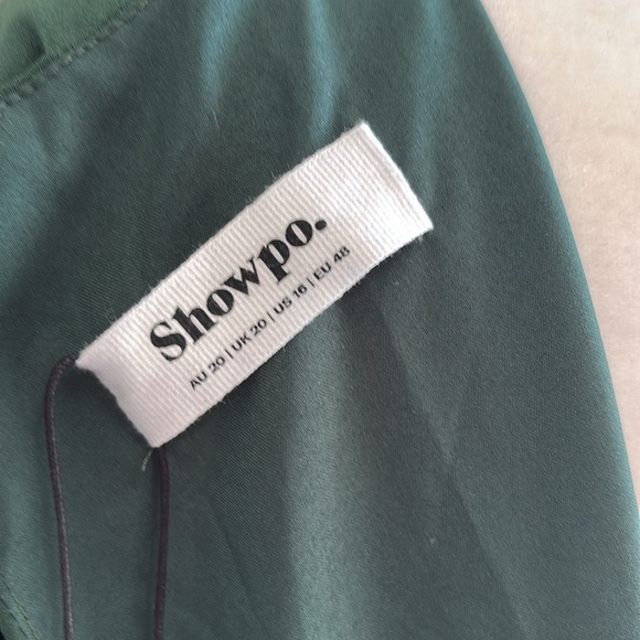 Showpo. AMARTINA MIDI V NECK TWIST BODICE FLUTTER SLEEVE DRESS FOREST GREEN NWT - Picture 15 of 16